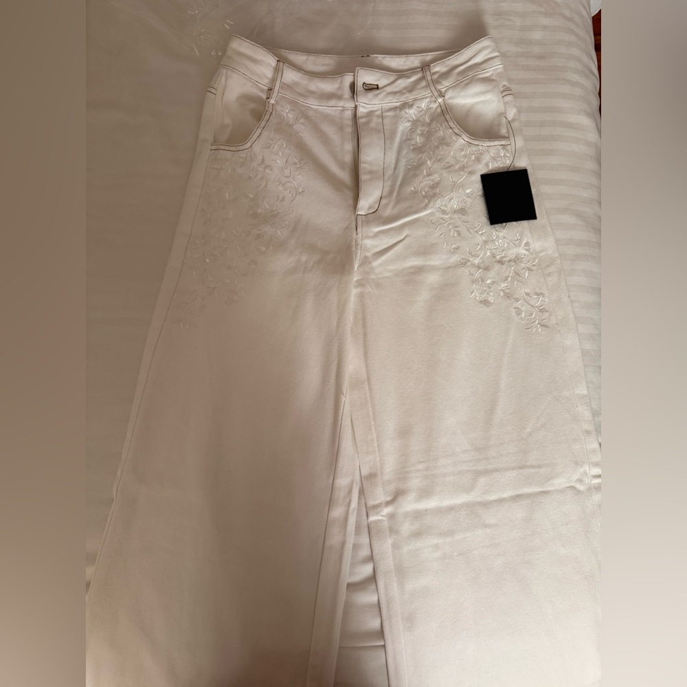 Lulu's White Wide Leg Pants